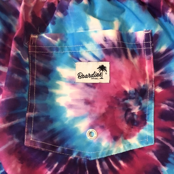 BOARDIES SWIM SHORTS (L) / TIE DYE - Picture 10 of 15